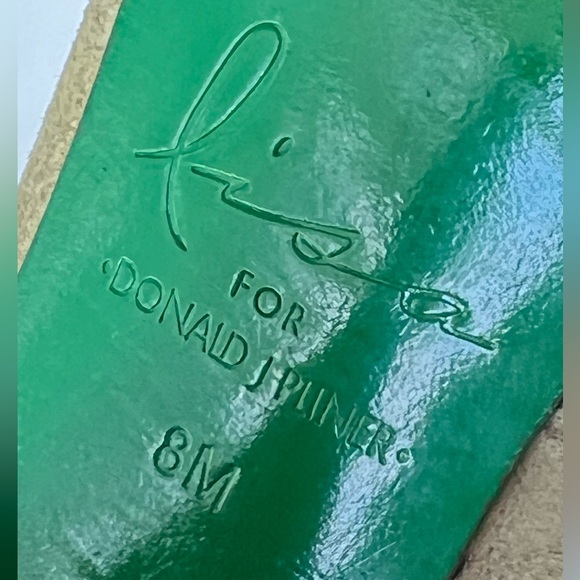 Lisa for Donald j Pliner Leather Platform Pumps with Studded Ankle Strap Size 8 - Picture 7 of 13